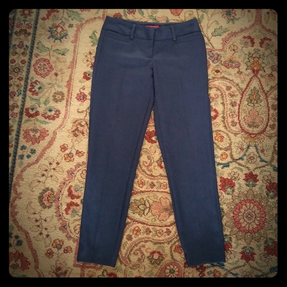 women's navy blue capri pants